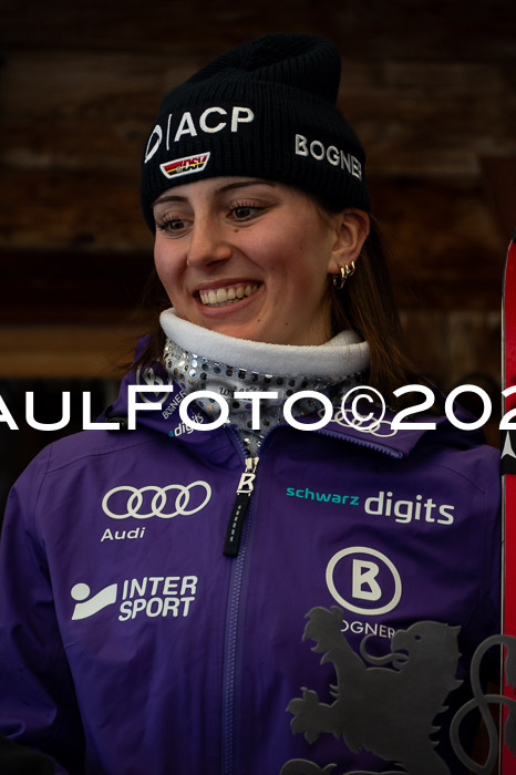 FIS Slalom Damen + NJR Herren, 06.12.2025